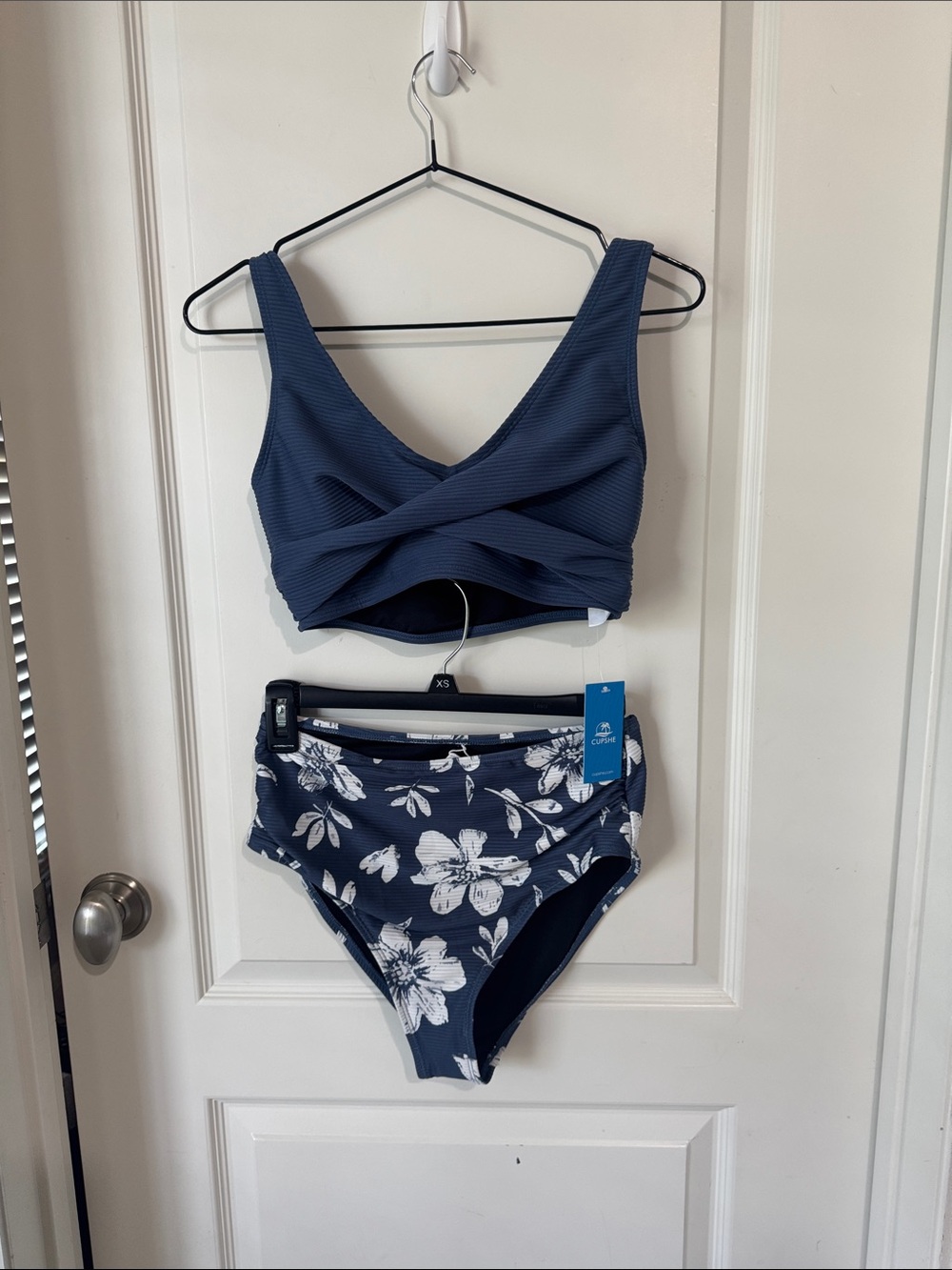 Cupshe Navy Blue Floral Two-Piece Bikini Set